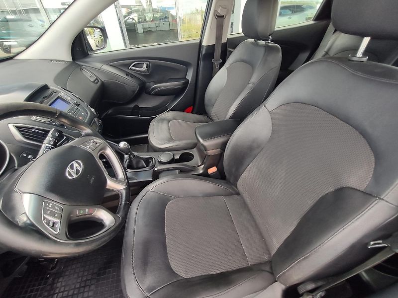 Hyundai ix35 (2014) 1.6i 135k MAN6 TAŽNÉ - fotka 23 z 25