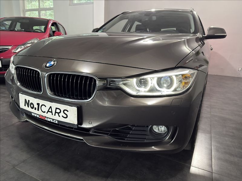 BMW Řada 3 2,0   320i 135KW BI-XEN KŮŽE T - fotka 41 z 46