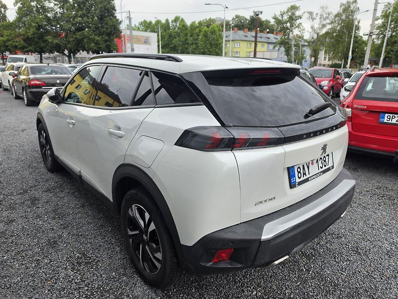 Peugeot 2008 1.2 T 96KW 54tkm  - fotka 3 z 25