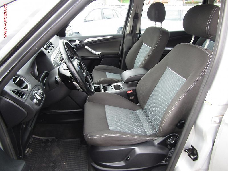Ford S-MAX (2012) 2.0TDCi, autoAC, temp - fotka 9 z 18