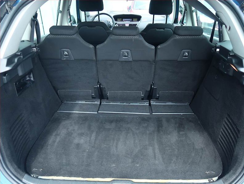 Citroën C4 Picasso (2011) 1.6 HDi, nová STK, rezervace - fotka 12 z 15