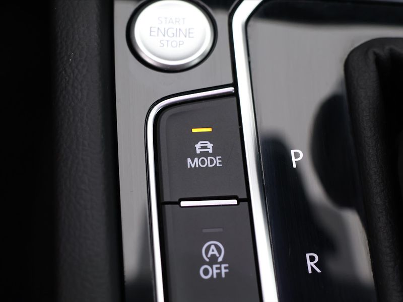 Volkswagen Passat 2,0 TDI 147kW DSG Alltrack CZ - fotka 26 z 34