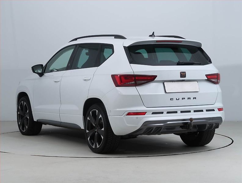 Cupra Ateca (2024) 2.0 TSI - fotka 4 z 20