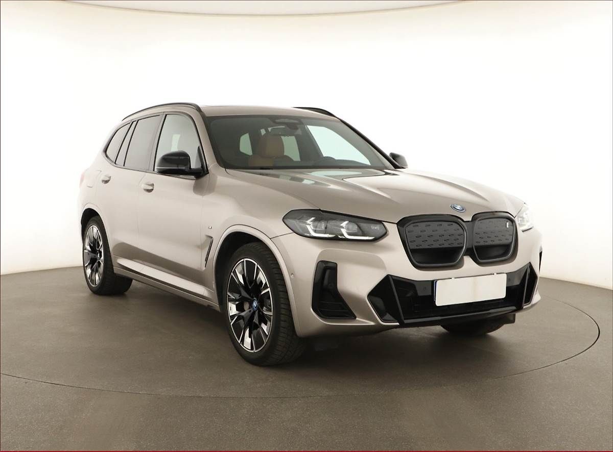 BMW iX3 80 kWh
