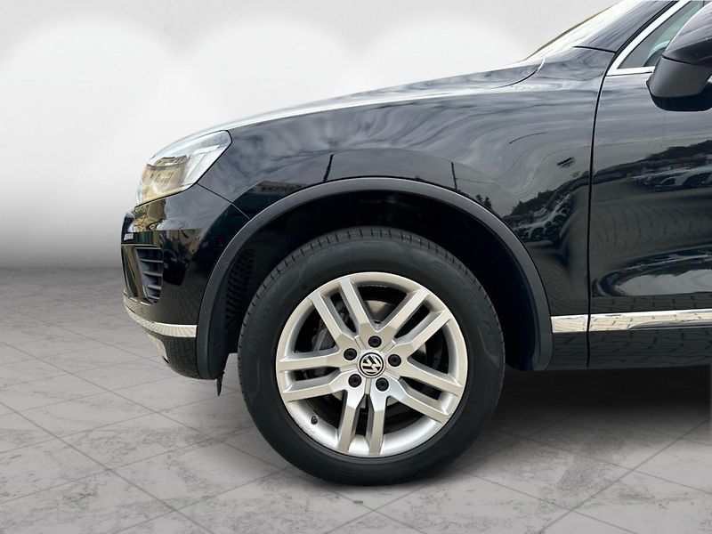 Volkswagen Touareg 3.0TDi V6 193kW R-line 4MOTTIO - fotka 9 z 25