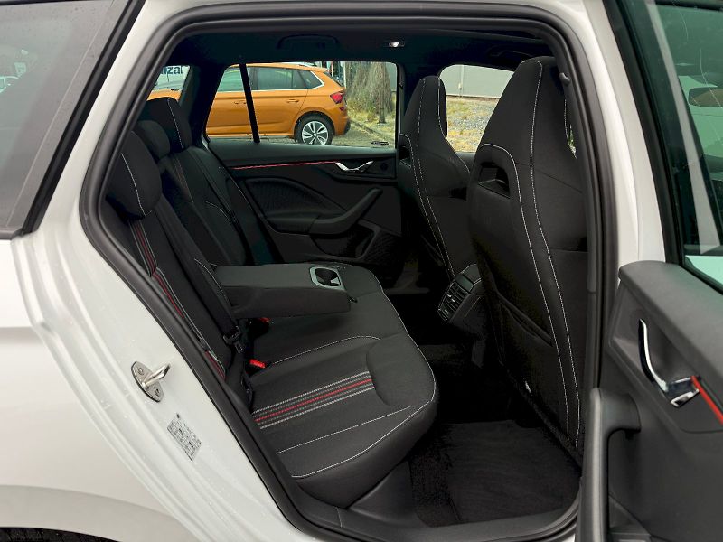 Škoda Kamiq (2026) 1.0 TSI 85 kW Monte Carlo - fotka 22 z 22