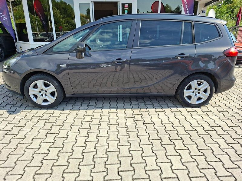 Opel Zafira (2013) TOURER 2.0CDTI 96kW -7.MÍST - fotka 5 z 41