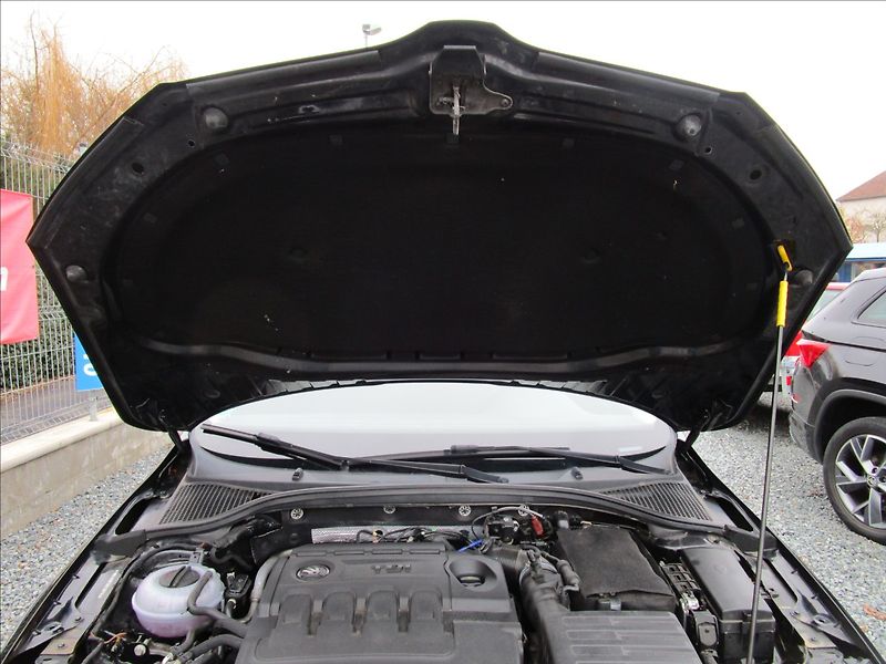 Škoda Octavia Combi 2.0TDi DSG, Scout - fotka 41 z 41
