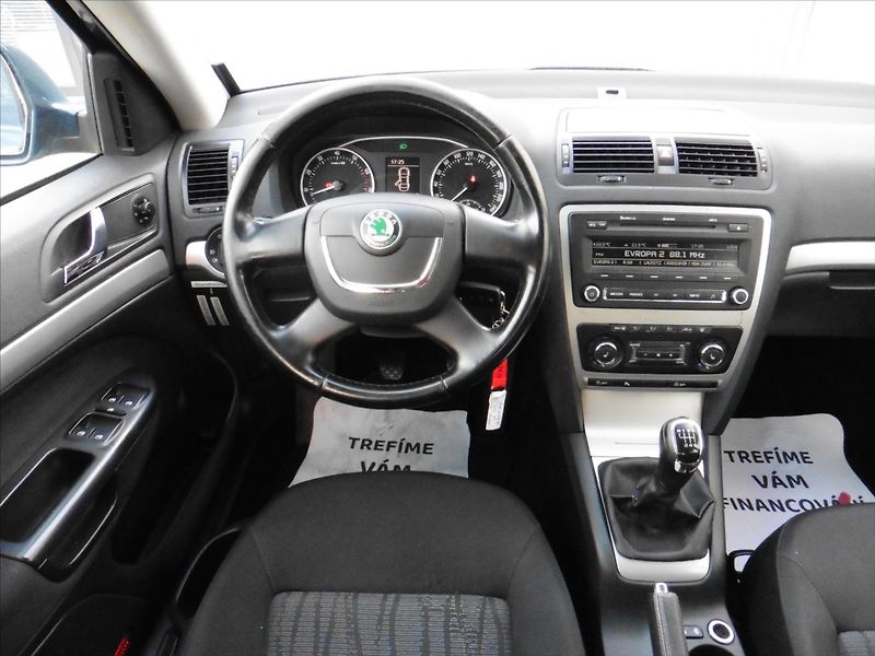 Škoda Octavia II Combi 1.4 TSi Elegance - fotka 7 z 12