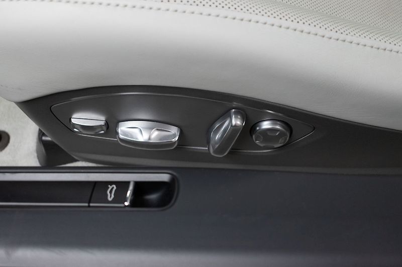 Porsche Boxster 981 2.7 195kW PDK *BOSE*ČR* - fotka 19 z 46
