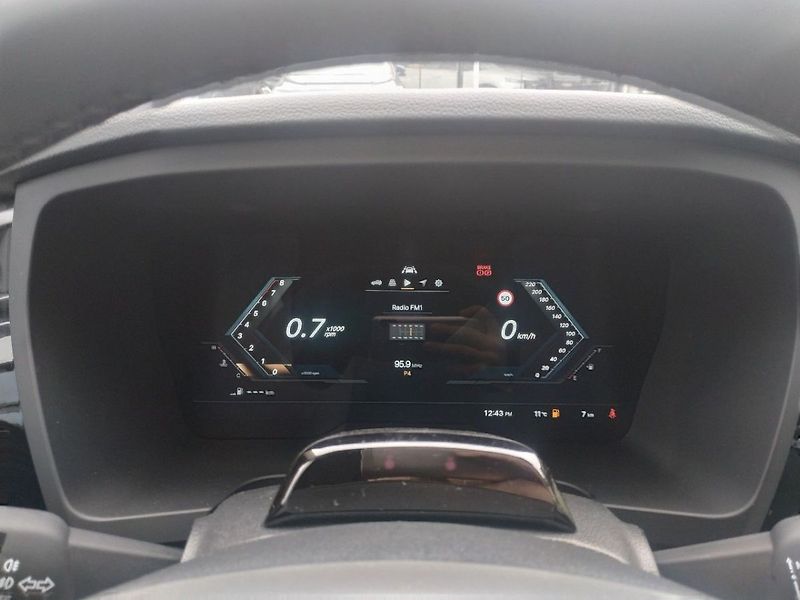 KGM Korando 1.5T, SMART,4WD, MT, SKLADEM - fotka 19 z 31