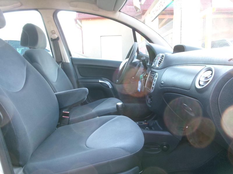 Citroën C3 (2004) 1,2i ČR DEFEND LOCK - fotka 19 z 20