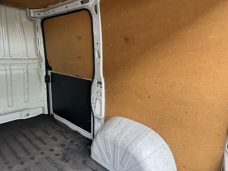 Fiat Ducato (2019) 2.3 96kW L1H1 chlazení/topení - fotka 31 z 40