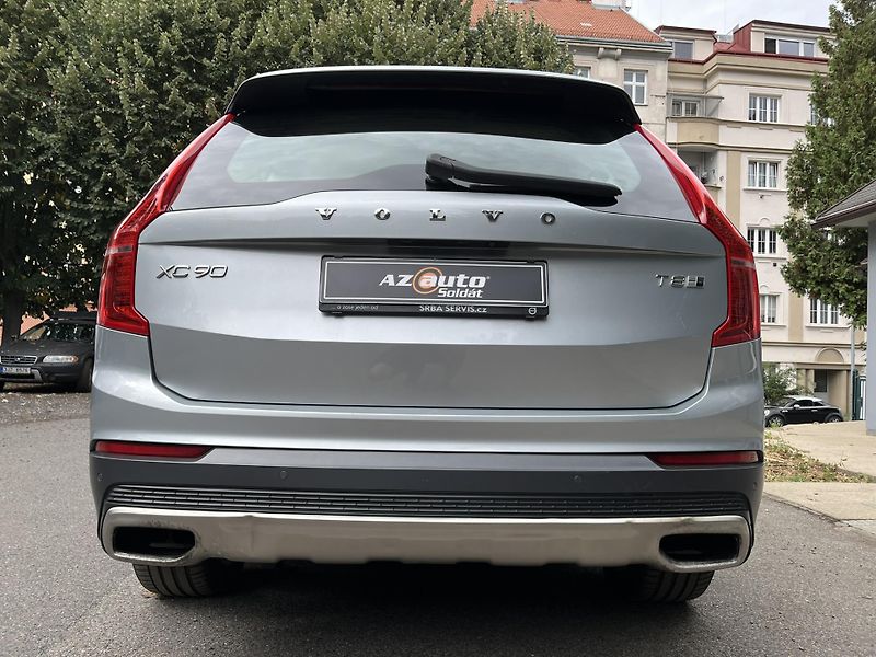 Volvo XC90 (2016) T8 AWD TWIN-ENGINE INSCRIPTION - fotka 12 z 47