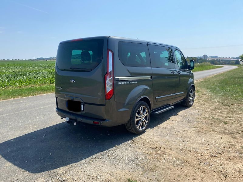 Ford Tourneo Custom (2015) Business Edition - fotka 5 z 30