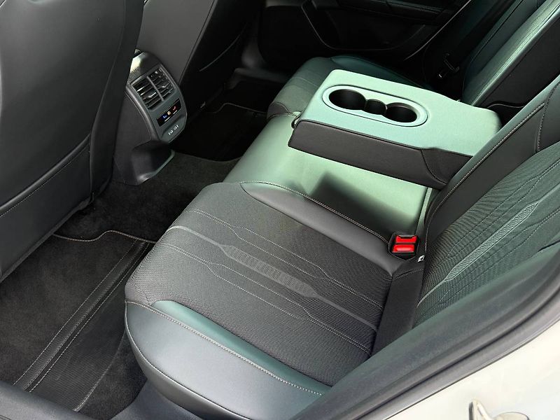 Cupra Formentor (2023) VZ 2.0 TSI DSG 4Drive 310K - fotka 10 z 36