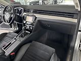 Volkswagen Passat 2,0TDI DSG*Highline*REZERVACE! - náhled 11