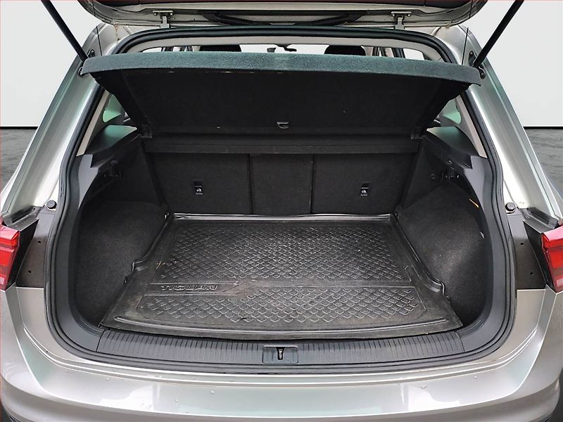 Volkswagen Tiguan (2018) Comfortline 2.0 TDI, 4X4 - fotka 14 z 17
