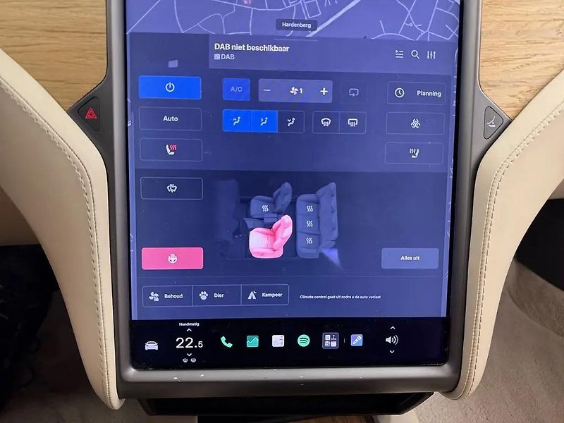 Tesla Model S 100D AWD 386kW SOH 88% - fotka 10 z 15