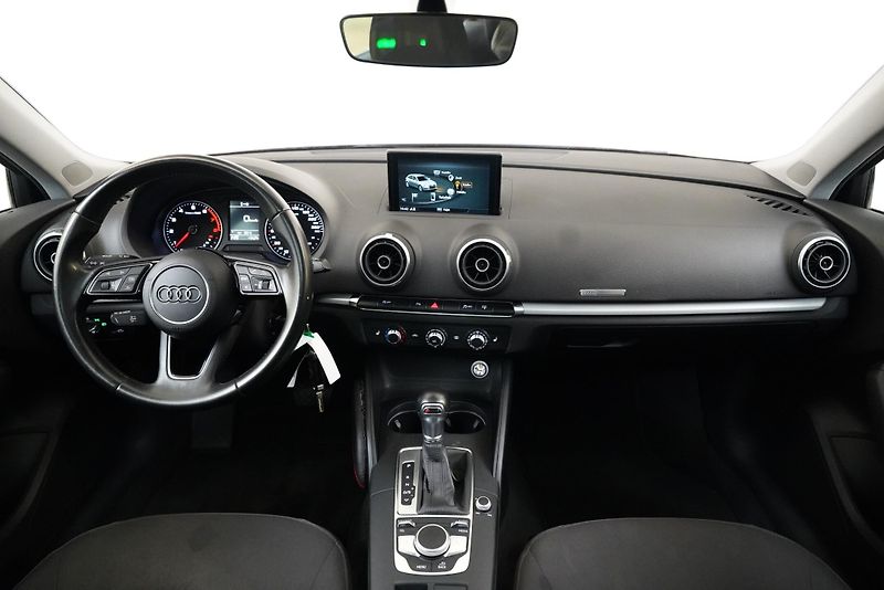 Audi A3 - fotka 5 z 26
