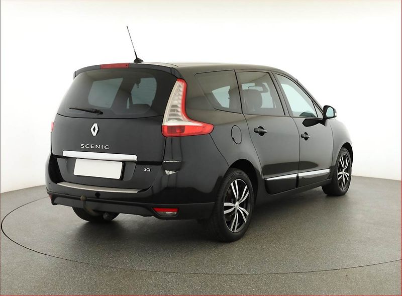 Renault Grand Scénic (2012) 2.0 dCi, po STK, Tažné - fotka 5 z 17