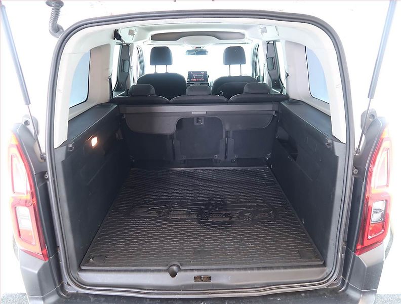 Citroën Berlingo (2020) Maxi Feel 1.5 BlueHDi, 5Míst - fotka 13 z 16