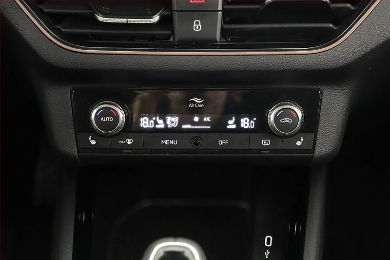 Škoda Scala (2023) Style 1.0 TSI, Automat, ČR - fotka 11 z 19