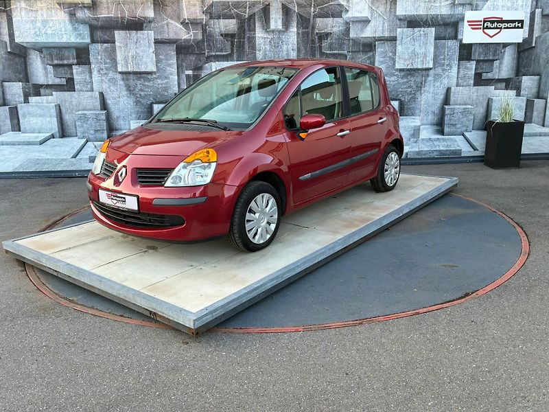 Renault Modus (2005) 1.2i 55KW, VYHŘIVANÉ SEDADLA - fotka 3 z 28