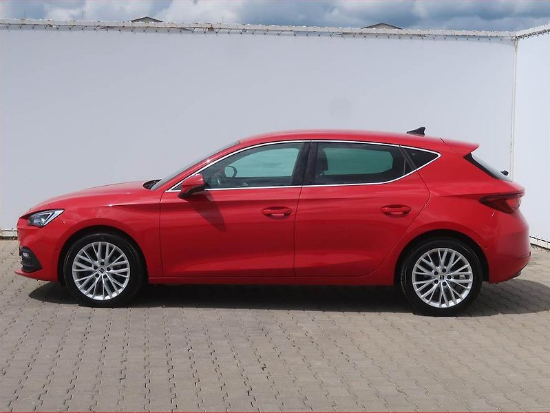 Seat Leon (2021) Xcellence 1.0 TSI, Automat - fotka 3 z 17