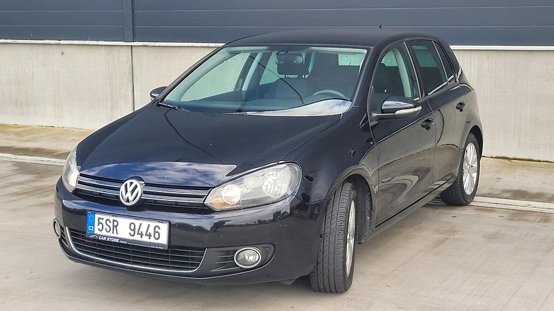 Volkswagen Golf 1,6 TDI 77KW  - fotka 3 z 23