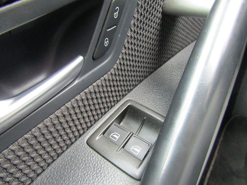 Volkswagen Scirocco (2009) 2.0 TDI 103kW TOP QUALITY - fotka 26 z 33