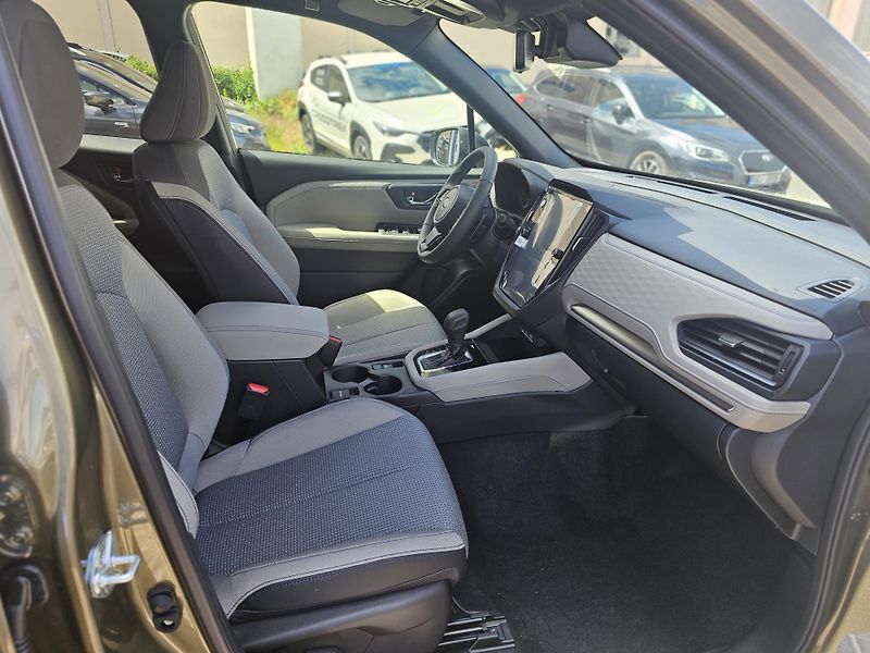 Subaru Forester (2026) Comfort MR26 -132.000 Kč - fotka 8 z 9