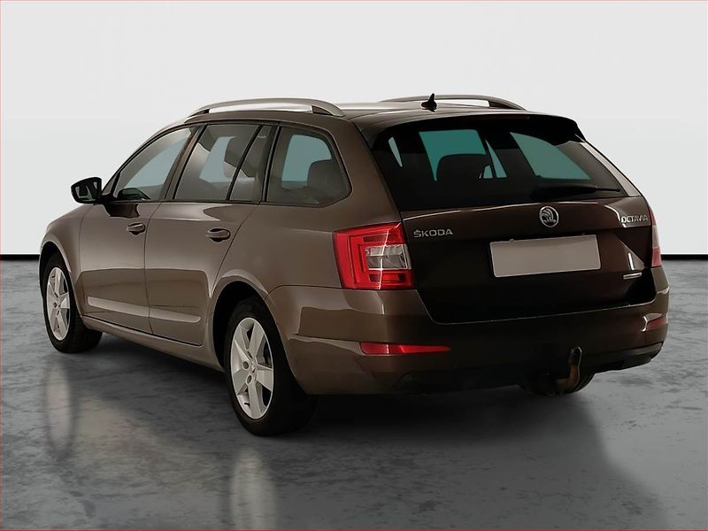 Škoda Octavia (2014) Greenline 1.6 TDI, Serv.kniha - fotka 4 z 19