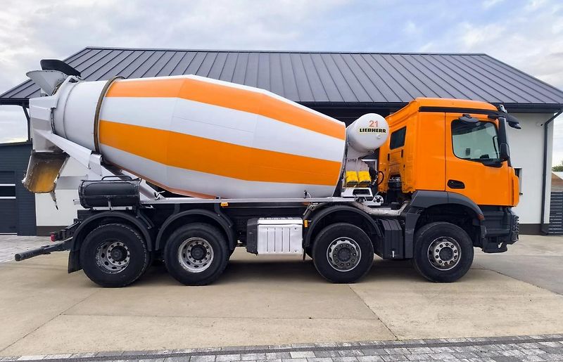 Mercedes-Benz (2022) Arocs 3240 8x4 MIX EURO 6 - fotka 4 z 11