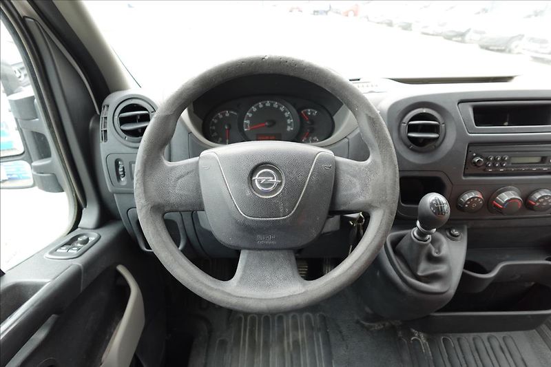 Opel Movano 2,3 CDTI  DVOUKABINA 7MÍST VAL - fotka 20 z 26