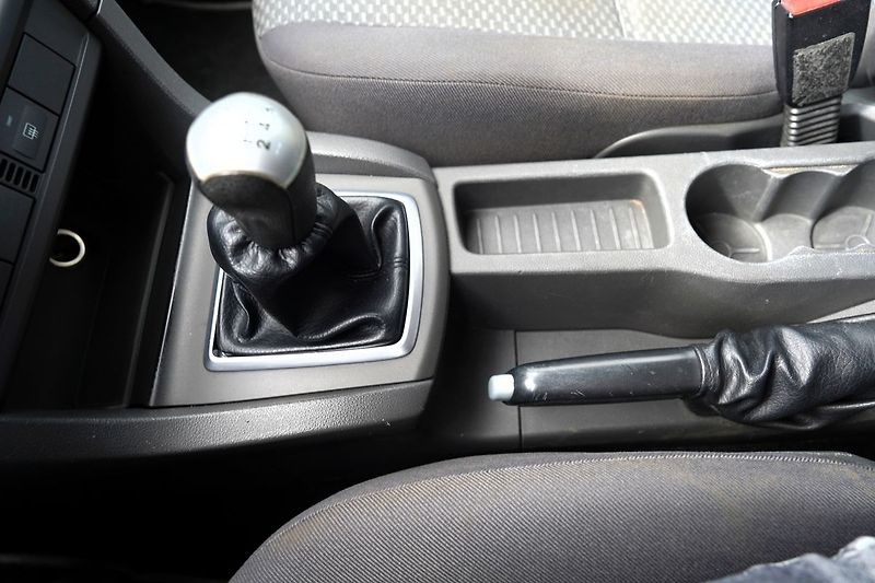 Ford Focus 1.8 TDCI/klima/stereo/nová STK - fotka 33 z 35