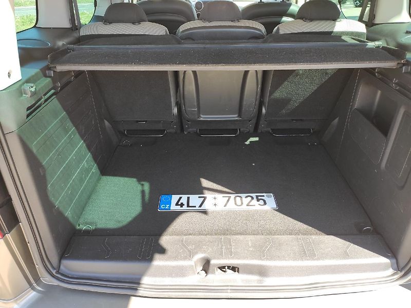Citroën Berlingo (2014) MULTISPACE EXCLUSIVE 1.6HDI TZ - fotka 6 z 31