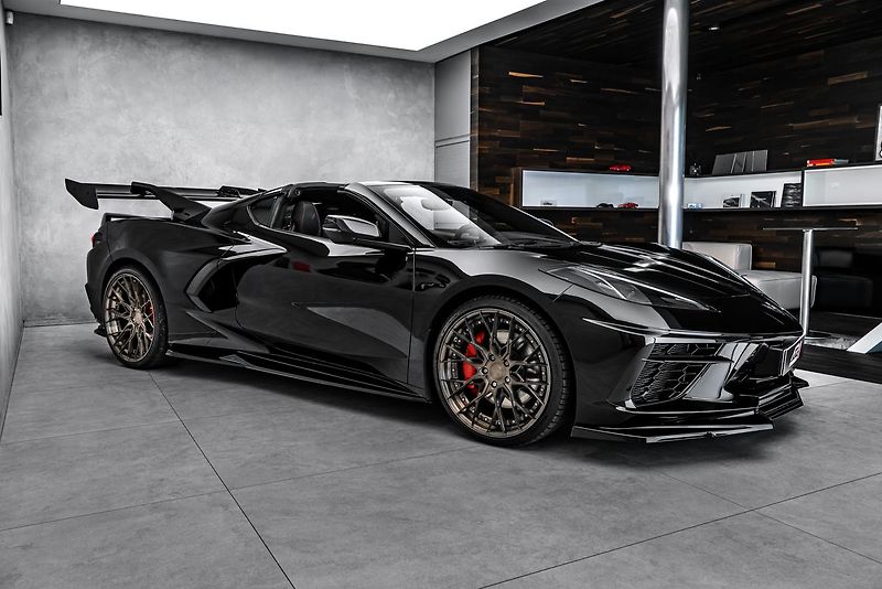 Chevrolet Corvette STINGRAY 3LT - fotka 4 z 26