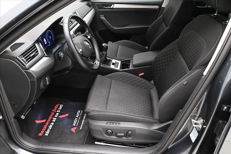 Škoda Superb 1,5 TSI 110 kW Ambition Záruka - fotka 13 z 30
