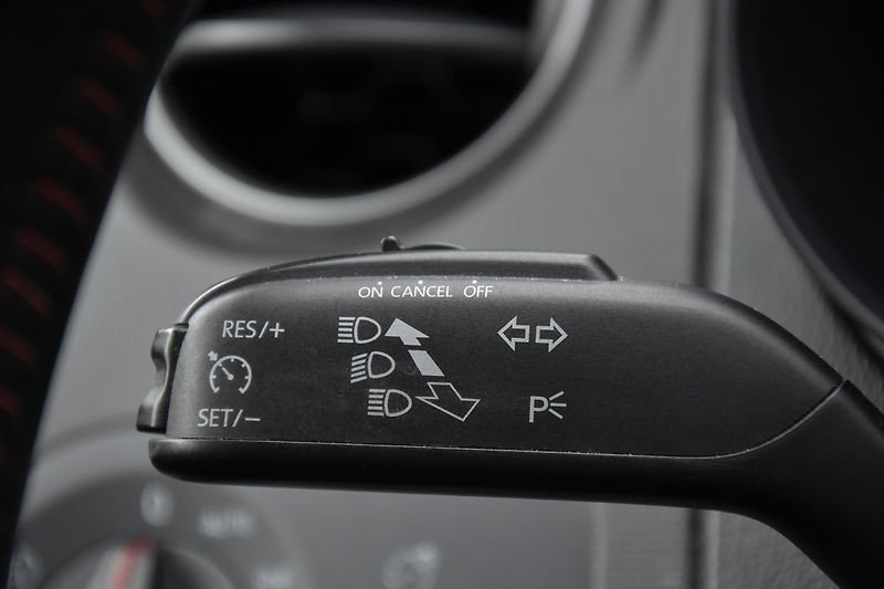 Seat Ibiza FR 1.6 TDi CR,XENON,KŮŽE,FACE - fotka 18 z 47