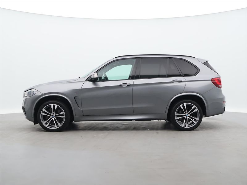 BMW X5 3,0 M50d 280kW xDrive Aut. CZ - fotka 4 z 36