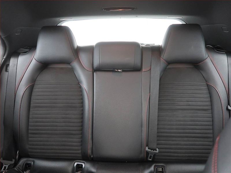 Mercedes-Benz Třídy A (2013) AMG line A 200 CDI, Kůže, Navi - fotka 8 z 16