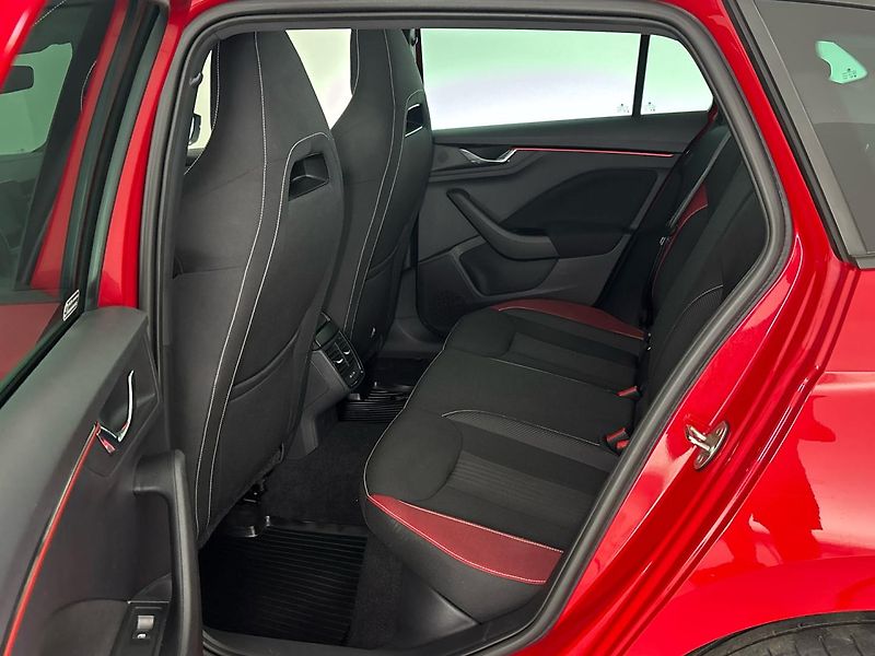 Škoda Scala Monte Carlo DSG - fotka 8 z 28