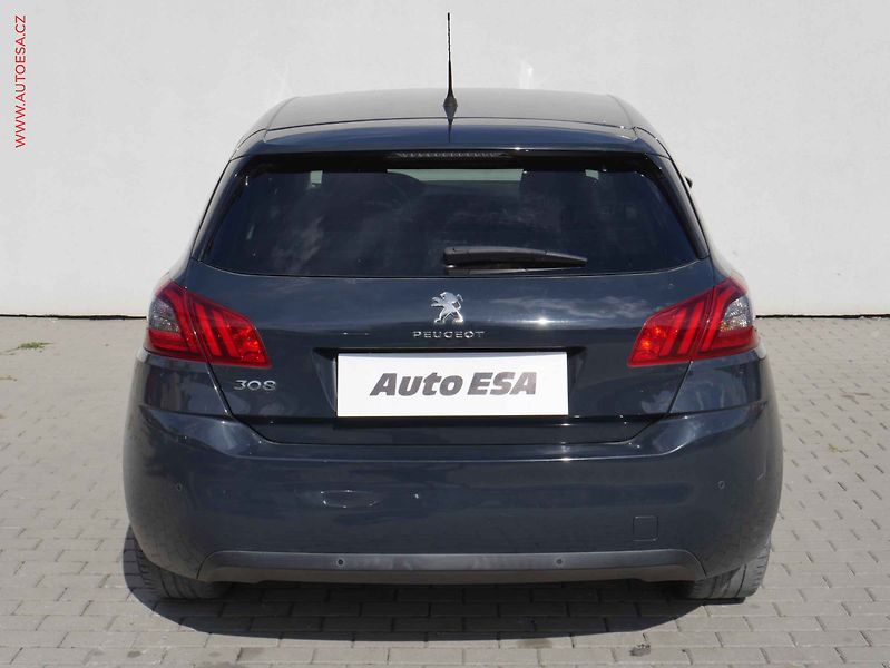 Peugeot 308 (2019) 1.2PT, AC, park.asist - fotka 5 z 20