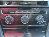 Volkswagen Golf (2019) 1.6 TDi, AC, temp - náhled 15