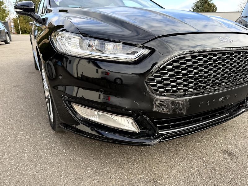 Ford Mondeo Vignale 2.0l hybrid 103 kW - fotka 2 z 21
