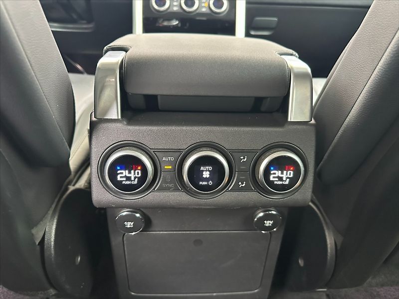 Land Rover Discovery 3,0 TDV6 190kW-HSE-CZ-DPH - fotka 20 z 49