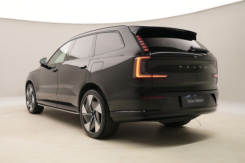Volvo EX90 PURE ELECTRIC TWIN PLUS 7míst - fotka 11 z 60