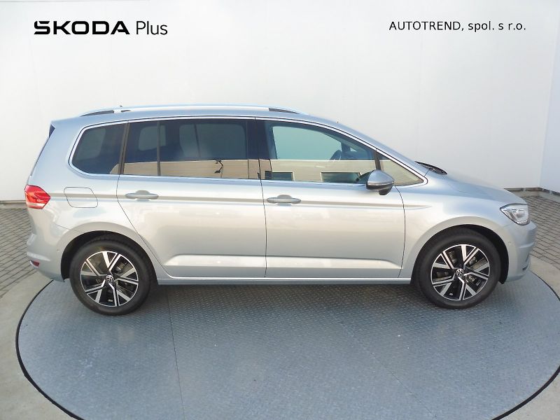 Volkswagen Touran (2026) People 1,5 TSI 110kW - fotka 24 z 26