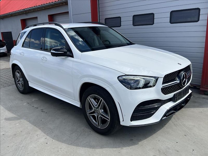 Mercedes-Benz GLE 350De 4MATIC AMG - fotka 7 z 32